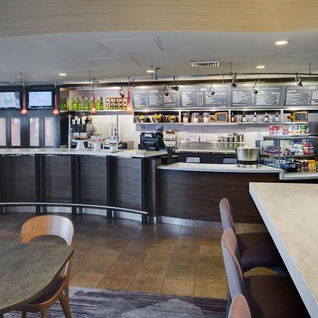 Courtyard By Marriott Providence Warwick Hotel Ngoại thất bức ảnh