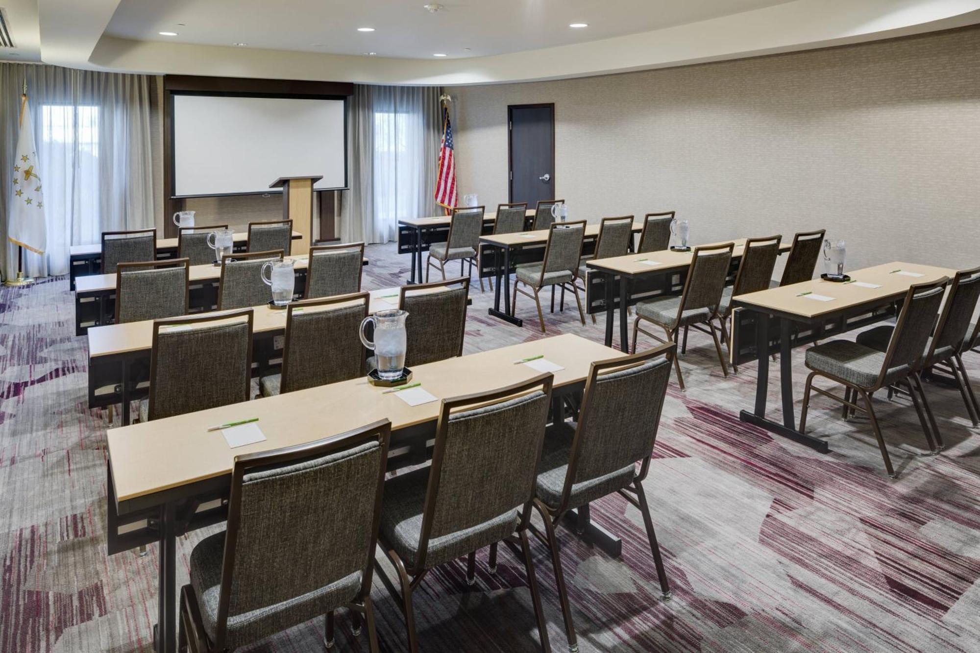 Courtyard By Marriott Providence Warwick Hotel Ngoại thất bức ảnh