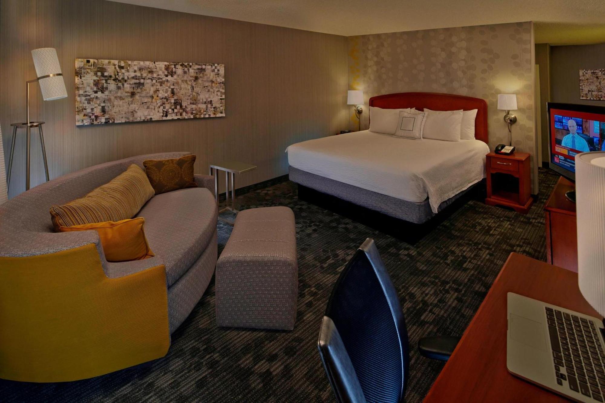 Courtyard By Marriott Providence Warwick Hotel Ngoại thất bức ảnh