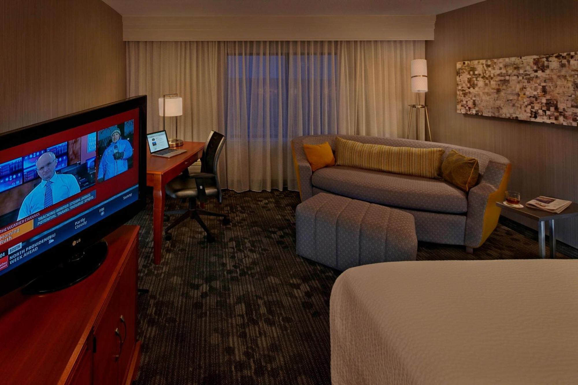 Courtyard By Marriott Providence Warwick Hotel Ngoại thất bức ảnh